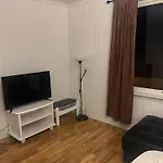 Hus Med 2 Leiligheter